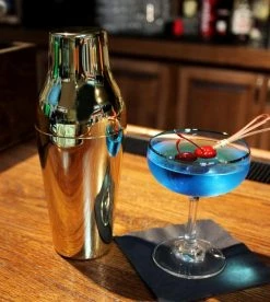 Hot Sale ⭐ Bars BarConic® French Style Gold Plated Cocktail Shaker (2 Piece) - 20 Ounce 🌟 -BARS Shop french style 2 piece cocktail shaker gold 800x