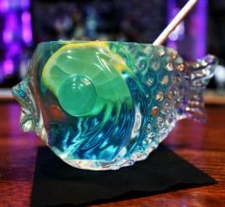 Brand new 🌟 Bars BarConic® Fish Shaped Glass - 12 Oz 🥰 -BARS Shop gw fish fish shapped bar glass cocktail 2 bpc 800x