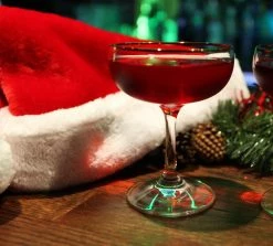 Hot Sale 👍 Bars Gold Rimmed Holiday Coupe Set Of 4 🔔 -BARS Shop holiday coupe glass on bar cran 1 800x